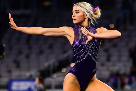 olivia dunne hot pics|11 Glamorous Photos of LSU Star Gymnast Olivia Dunne